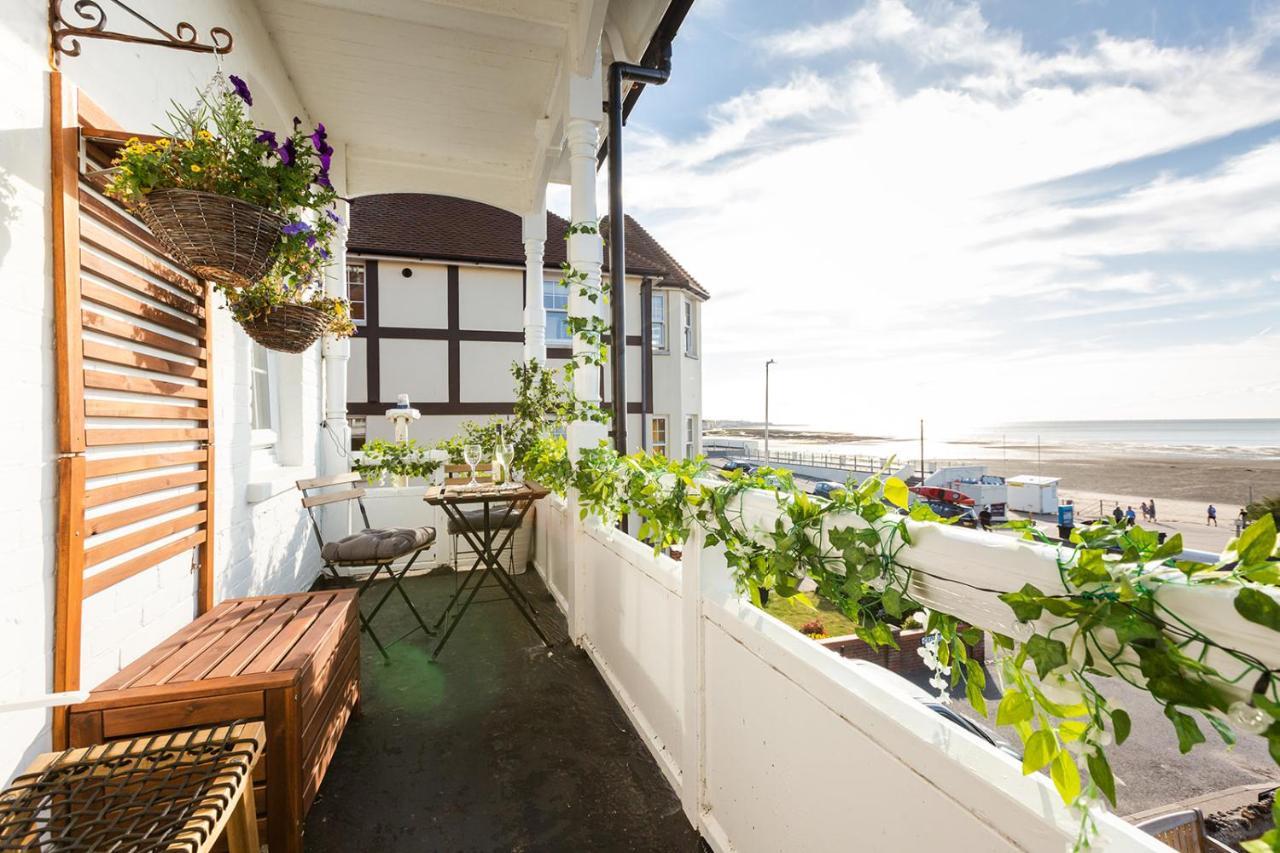 A View Of The Bay- Panoramic Sea Views- Sleeps 4 Apartment Westgate-on-Sea Exterior photo